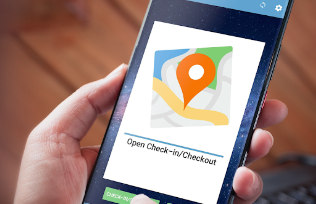 An employee using Stratus-io Remote check-in app